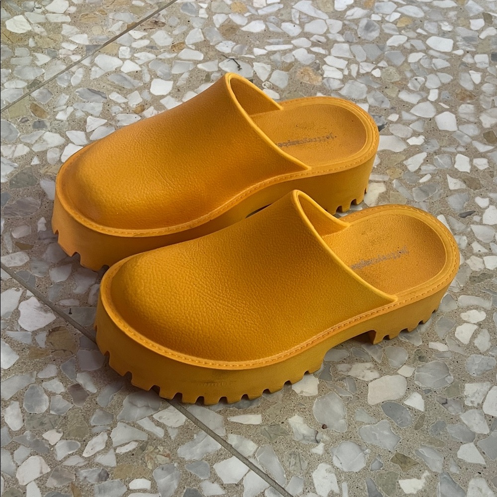 Jeffrey Campbell Yellow chunky Mules
